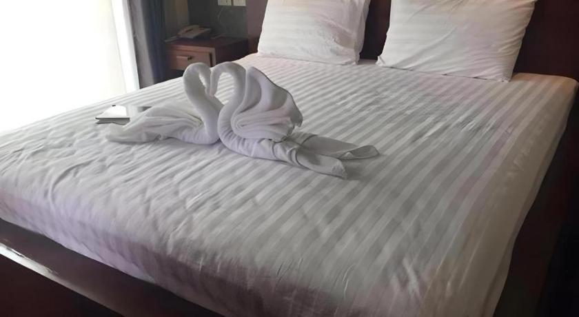 The Infinite Resort Nakhon Sawan Extérieur photo