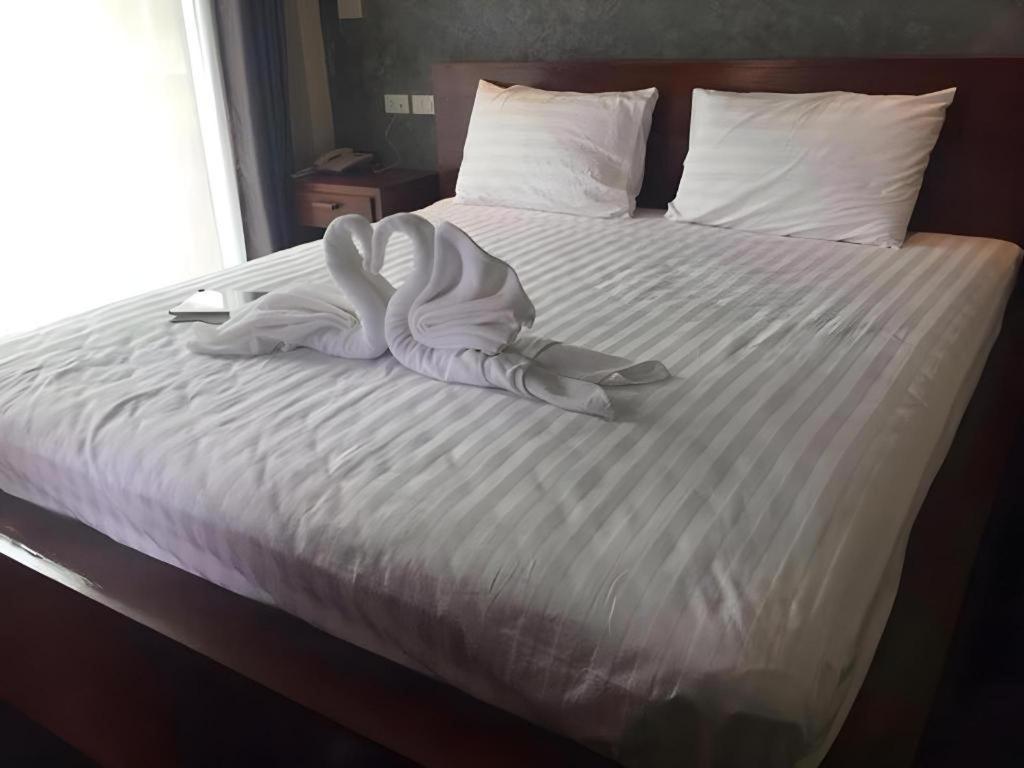 The Infinite Resort Nakhon Sawan Extérieur photo