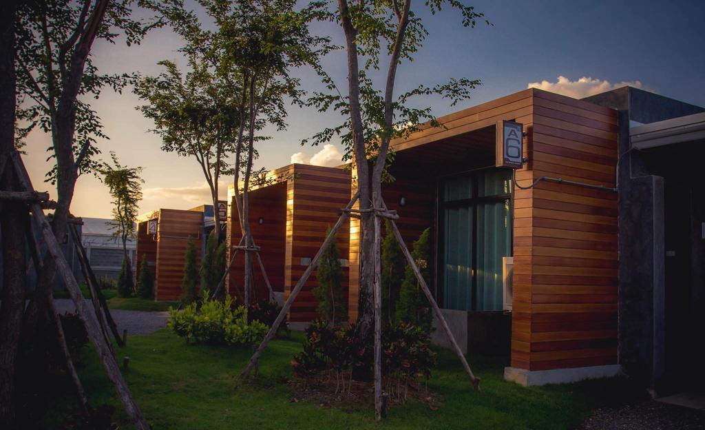 The Infinite Resort Nakhon Sawan Extérieur photo