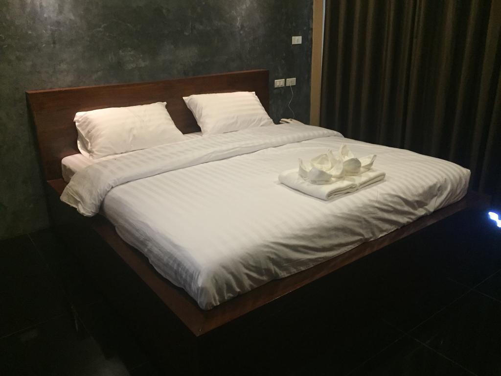 The Infinite Resort Nakhon Sawan Extérieur photo